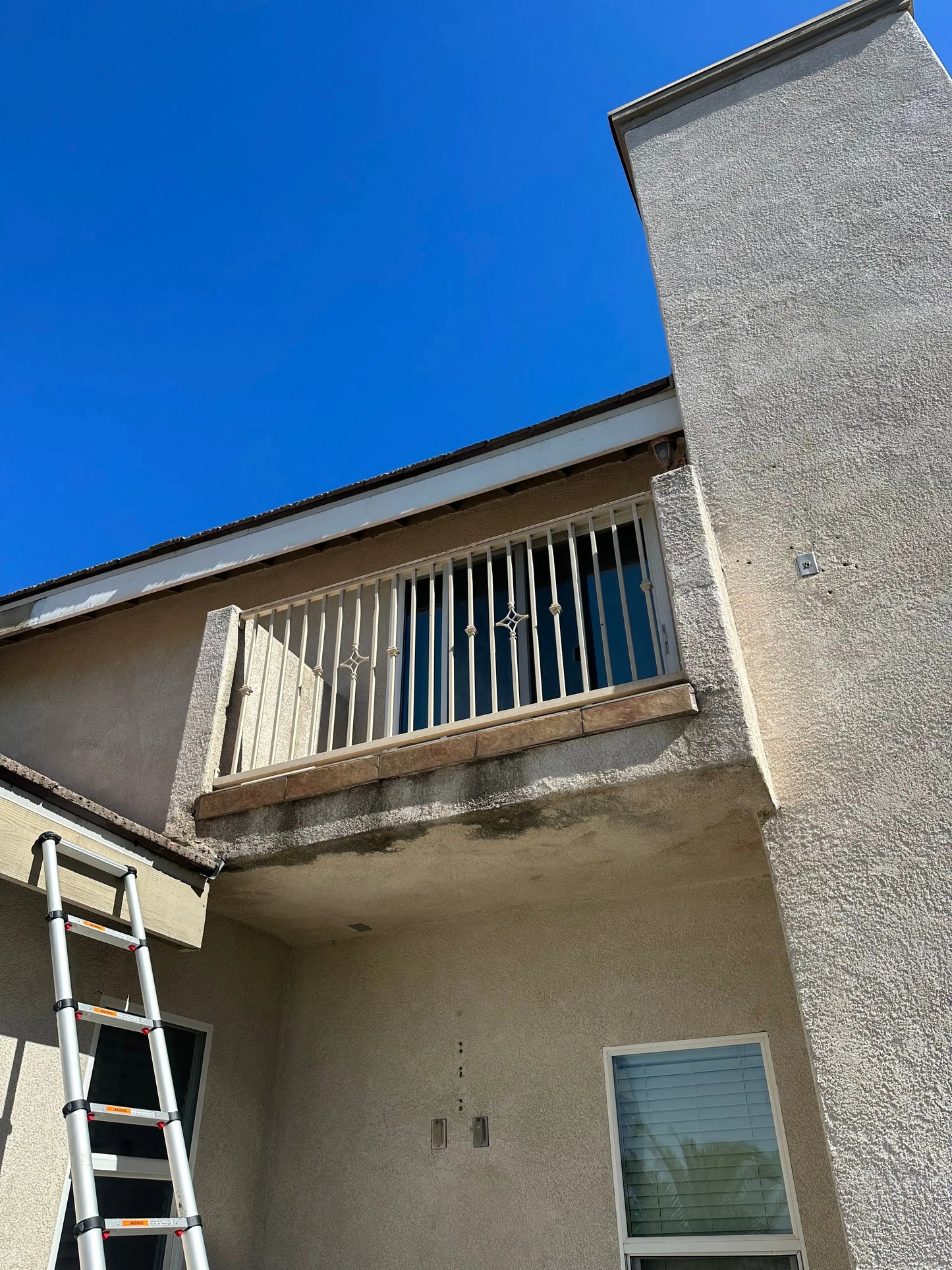 Exterior House Wash -Soft Washing- Tomicic's Pressure Washing & Sweeping
